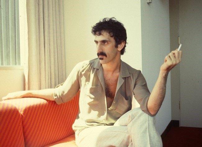 Frank-Zappa-Esquire-07