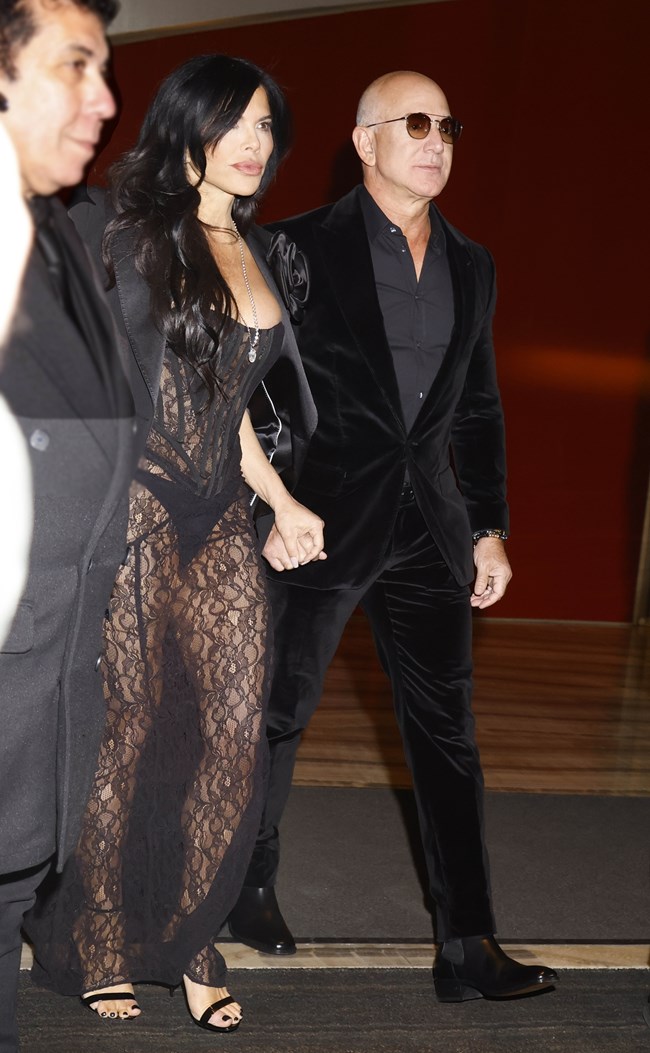 Jeff Bezos -Lauren Sanchez