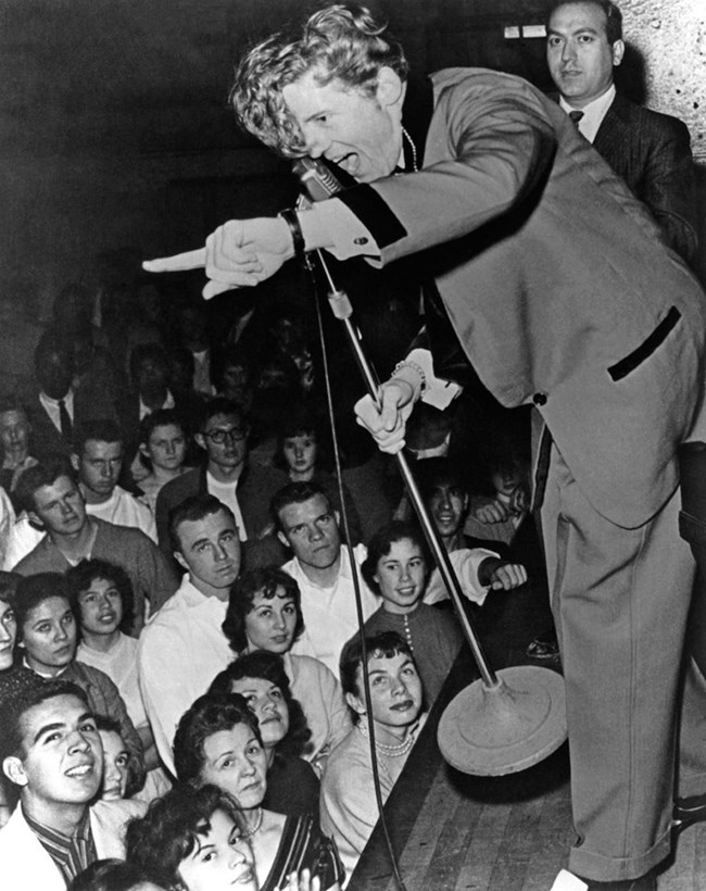 JerryLeeLewis-Esquire2