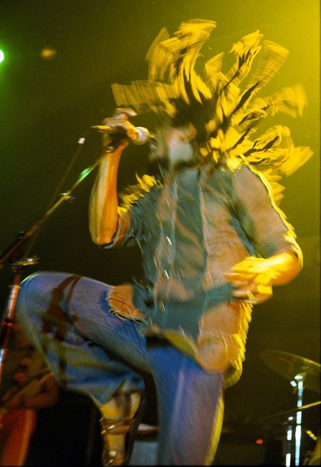 Bob-Marley-Esq-2