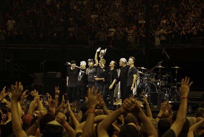Pearl-Jam-FB