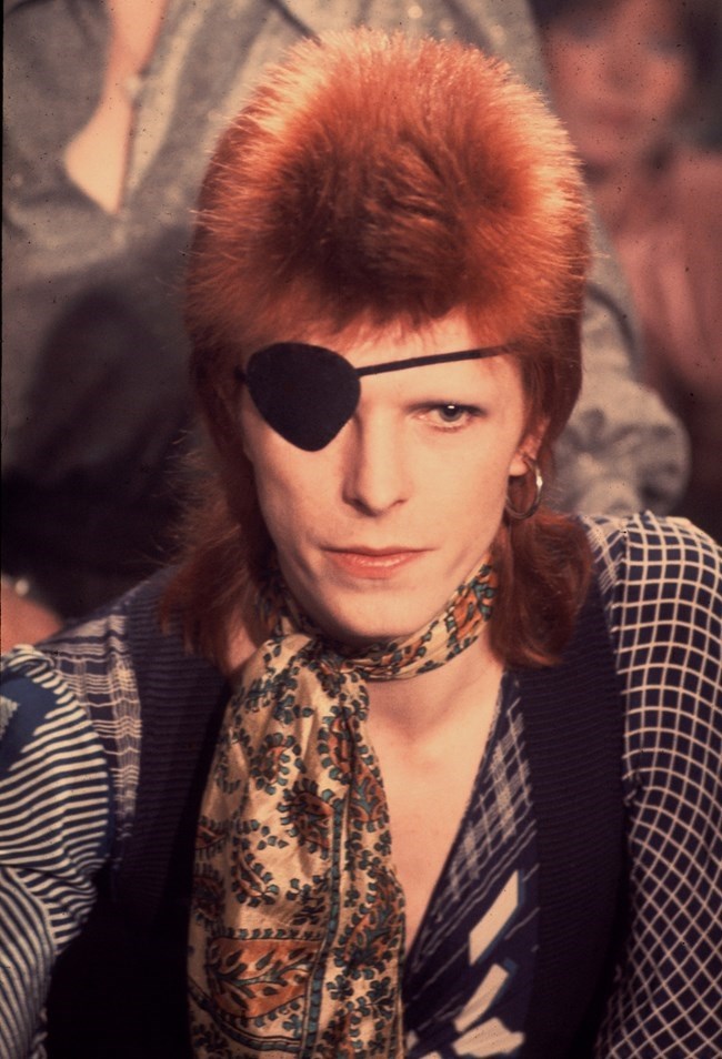 David-Bowie-Esquire-11