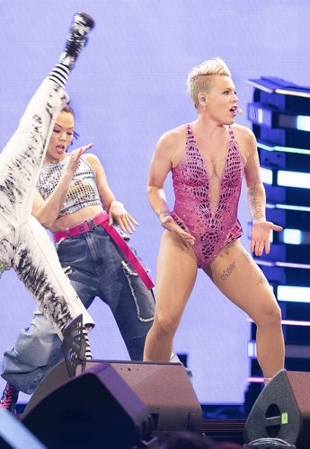 pink concert 2
