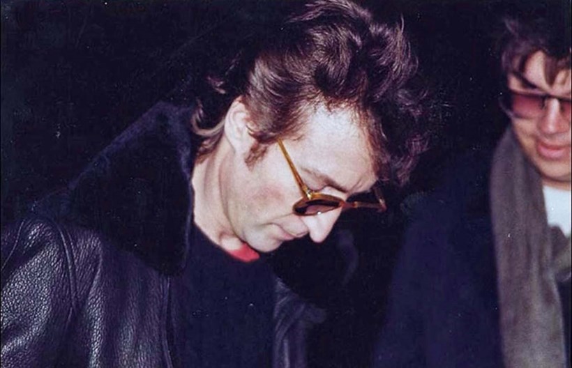 John Lennon and Mark Chapman