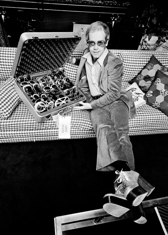 EltonJohn-Glasses