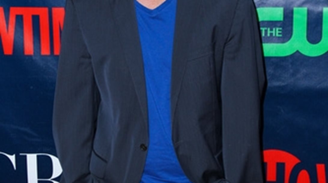 "Γεια σας, είμαι ο Τσάντλερ, κάνω αστεία όταν νιώθω άβολα"