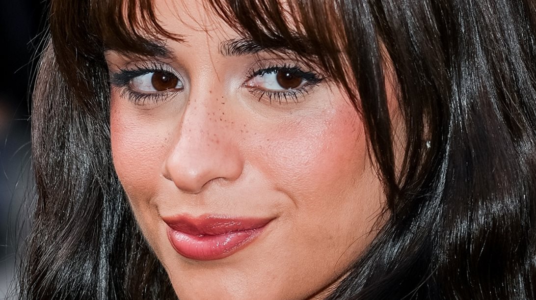 H Camila Cabello στην Εβδομάδα Μόδας στο Παρίσι!