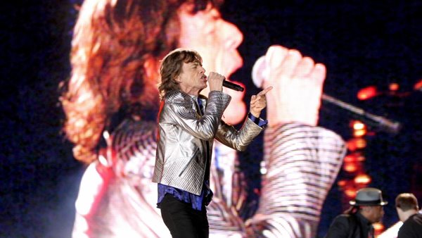 O Mick Jagger τρολάρει τον Donald Trump