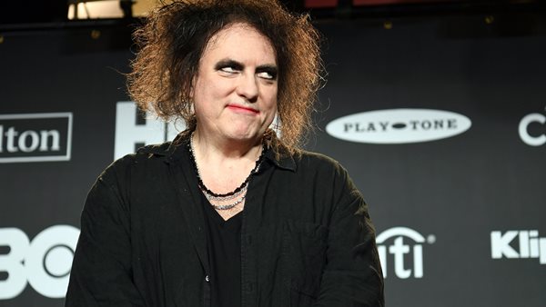 Robert Smith - Αποκάλυψε τον τίτλο του νέου album των Cure