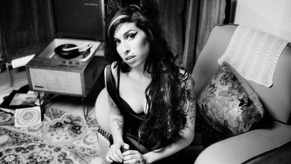 #RockThisDay - 14 Σεπτεμβρίου: Γεννιέται η Amy Winehouse
