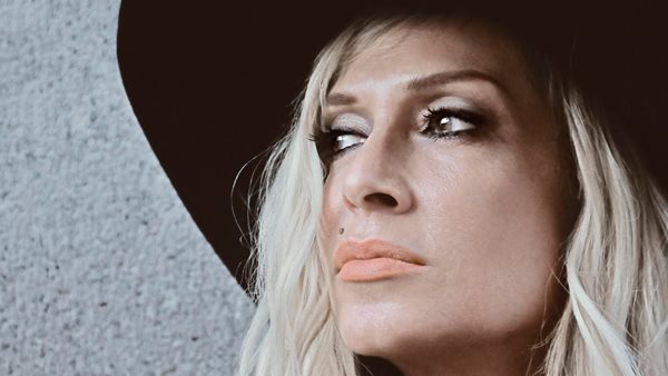 Άννα Βίσση: Καθήλωσε το τηλεοπτικό κοινό #SpitiMeTin Anna