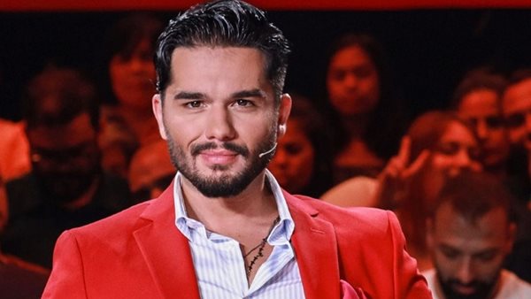 Ο Χρήστος Μάστορας στην κριτική επιτροπή τηλεοπτικού show