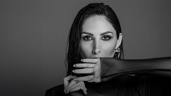 "Παυσίπονα" Μια ερμηνεία ψυχής από την Λένα Ζευγαρά.