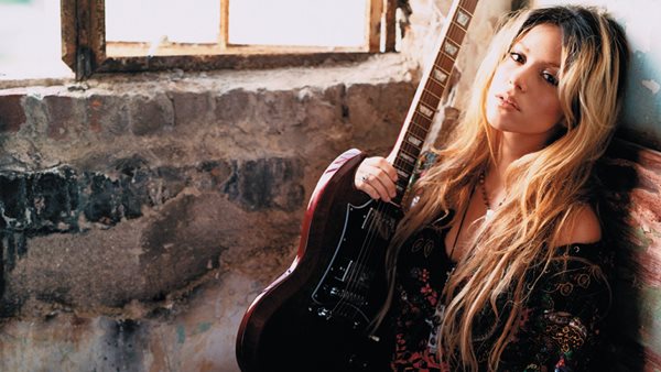 Shakira - Κυκλοφορεί την επετειακή ψηφιακή έκδοση του "Laundry Service (Washed and Dried)"