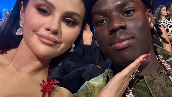 Selena Gomez στα MTV VMAs για πρώτη φορά μετά το 2015!