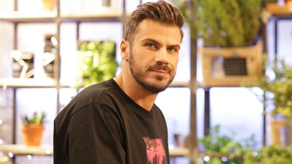 Άκης Πετρετζίκης: Σε ποιον παίκτη του MasterChefGR έκανε πρόταση συνεργασίας;