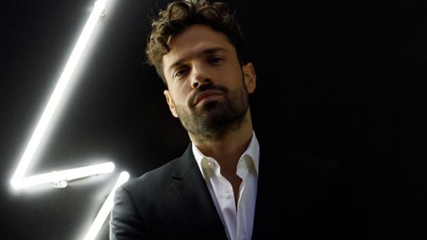 "Αποχωρώ": Ο Κωνσταντίνος Αργυρός παρουσιάζει καινούριο single