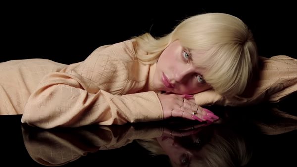 Η ιστορική εμφάνιση της Billie Eilish στο Coachella 2022