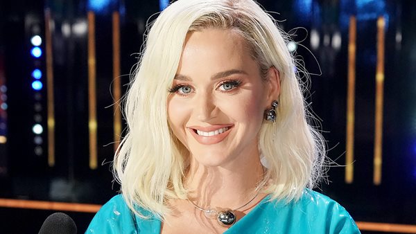 Η Katy Perry ποζάρει topless στα backstage του νέου music video, "When I’m Gone"