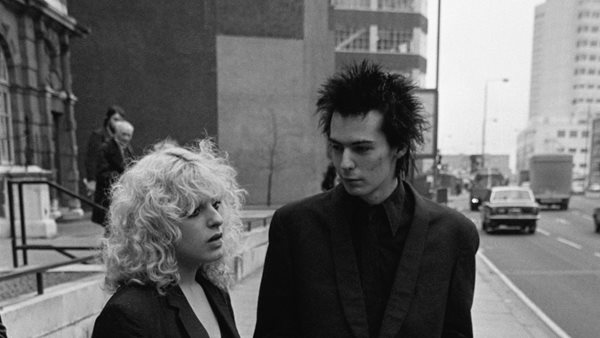 #RockThisDay - 12 Οκτωβρίου: Ο Sid Vicious των Sex Pistols συλλαμβάνεται για τον φόνο της συντρόφου του Nancy Spungen