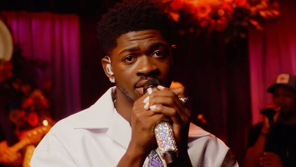 Dolly Parton - Η αντίδρασή της στο "Jolene" cover του Lil Nas X