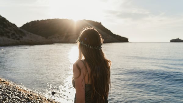 Μη βγεις στον ήλιο αν δεν έχεις κάνει αυτά τα 8 πράγματα