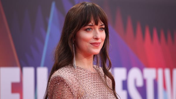 Η Dakota Johnson δεν πιστεύει στο "cancel culture"