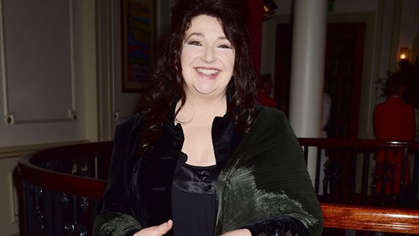 3 ρεκόρ που σημείωσε η Kate Bush στα βρετανικά charts με το "Running Up That Hill"