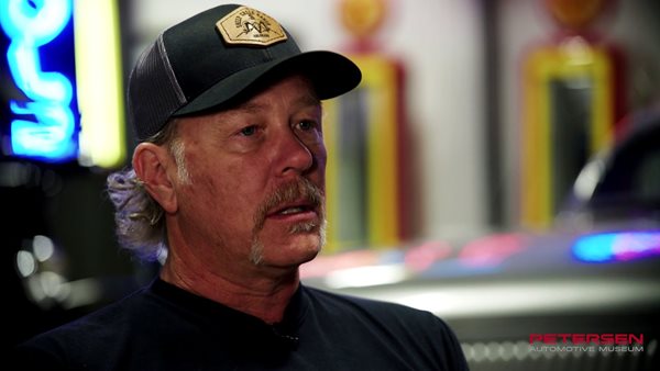 "Είμαι ο James Hetfield και είμαι εθισμένος στα αυτοκίνητα"