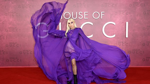 "House of Gucci" - Η εντυπωσιακή εμφάνιση της Lady Gaga στην πρεμιέρα της ταινίας