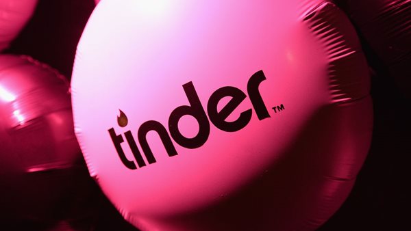 Το Tinder δημιούργησε ειδική playlist για την Ημέρα του Αγ.Βαλεντίνου