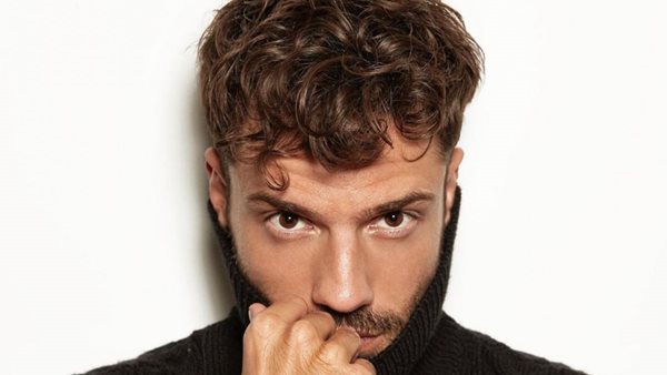 Eye candy - Ο Κωνσταντίνος Αργυρός ποζάρει με το μαγιό του