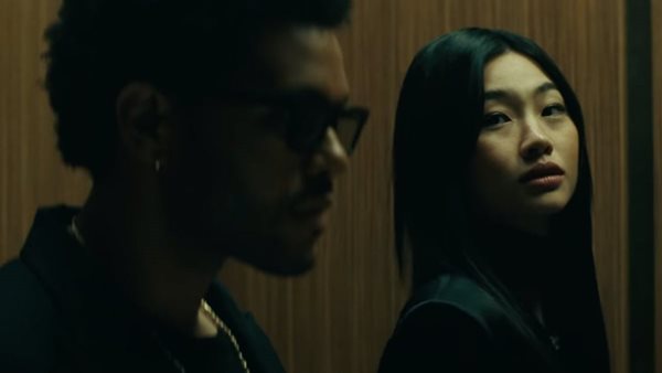 "Out of Time" - Το νέο music video του Weeknd με τον Jim Carrey και την HoYeon Jung του "Squid Game"