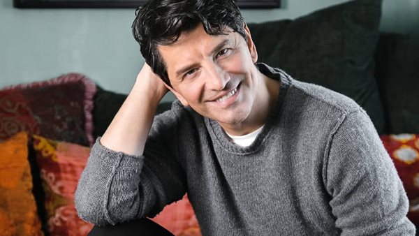 Ο Σάκης Ρουβάς αποκαλύπτει για τη συμμετοχή του Απόστουλου Ρουβά στο "Survivor"