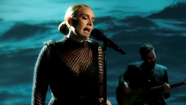 Adele - Ανακοίνωσε το πρώτο της residency στο Las Vegas