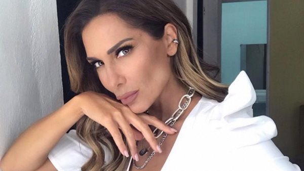 Η Δέσποινα Βανδή μας δίνει μία γεύση από το καινούριο της single