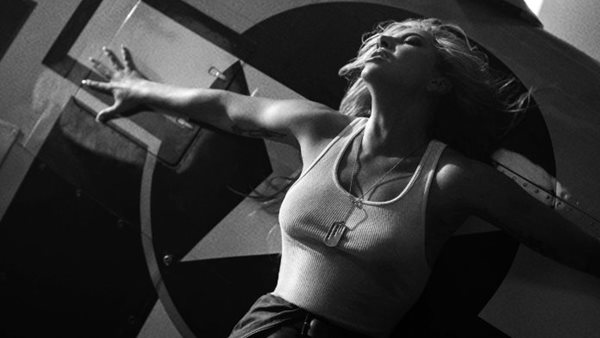 Lady Gaga - Έγραψε τραγούδι για το soundtrack της ταινίας "Top Gun: Maverick"