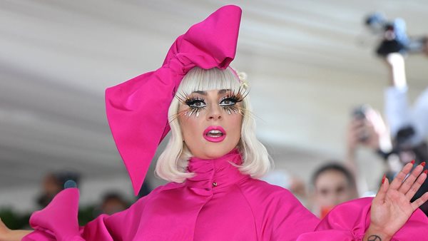 Lady Gaga: Δεν έχει χρόνο ούτε να.. πλυθεί