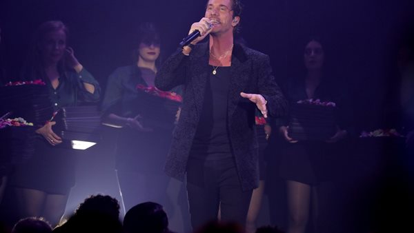 Νίκος Οικονομόπουλος - Fantasia