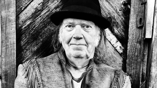 Ο Neil Young το ξανασκέφτηκε - Θα κινηθεί νομικά εναντίον Trump