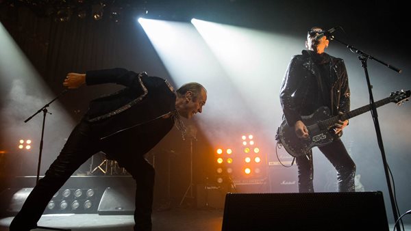 Release Athens 2020: Υποδέχεται τους σκοτεινούς θρύλους Bauhaus