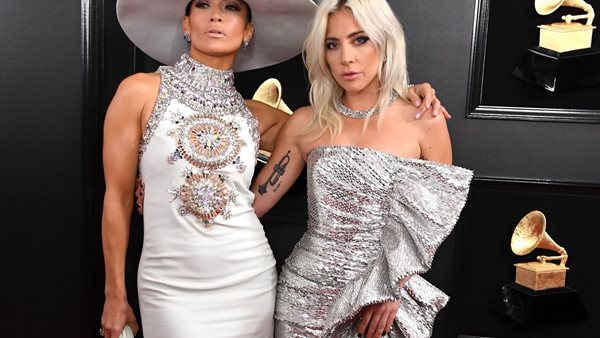 Η Apple δημιούργησε custom workouts για τη Lady Gaga και την Jennifer Lopez