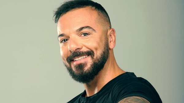 Γιατί επεσε η σελίδα του Τριαντάφυλλου στο Instagram;