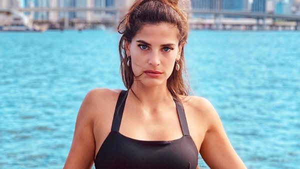 Χριστίνα Μπόμπα - Φωτογραφίζει τα δίδυμα σε οικογενειακές στιγμές