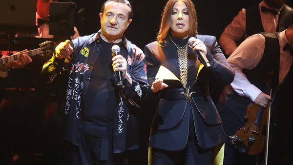 Λευτέρης Πανταζής και Άντζελα Δημητρίου. Συνάντηση γιγάντων.