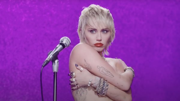 Η Miley Cyrus μπήκε στην 30 Under 30 List του Forbes