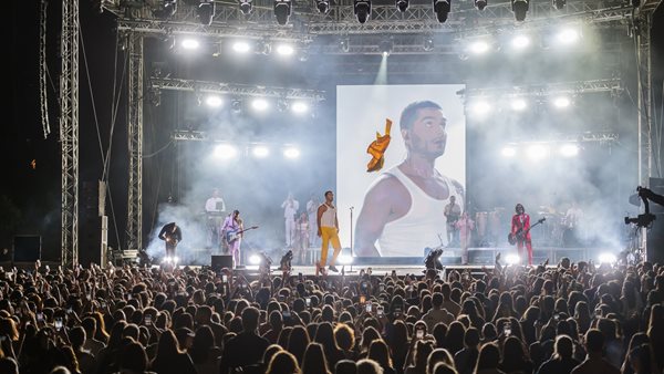 ΜΕΛΙSSES: Party στον Λυκαβηττό