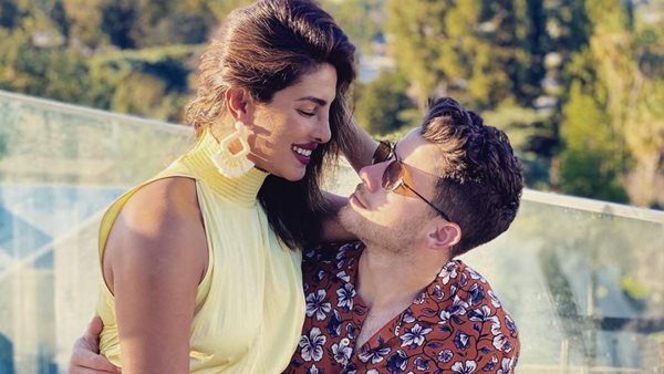 Priyanka Chopra & Nick Jonas - Απέκτησαν το πρώτο τους παιδί μέσω παρένθετης μητέρας
