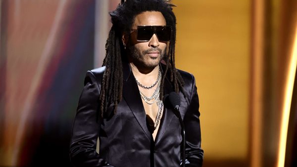 Ο Lenny Kravitz μόλις απέκτησε το δικό του αστέρι στη Λεωφόρο της Δόξας