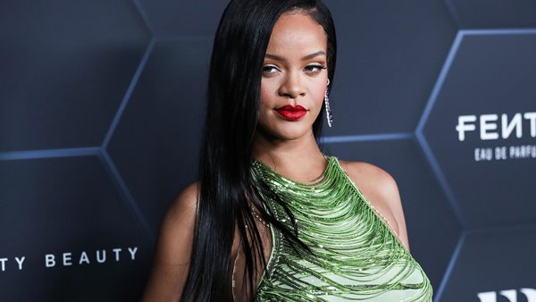 Η Rihanna μιλά για το στιλ της στη διάρκεια της εγκυμοσύνης: "Είναι μία πρόκληση"